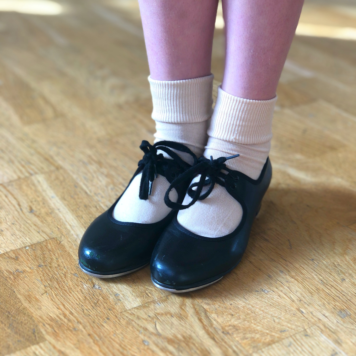 Tap Shoes (Bloch Timestep)